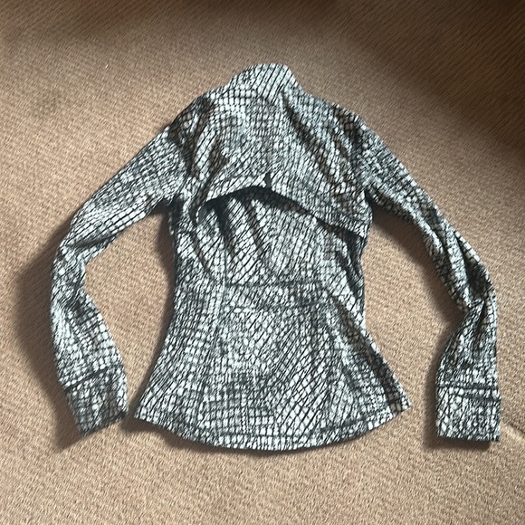 LN Lululemon Define black white jacket sz 6 - Picture 4 of 4